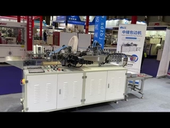 Un nuevo tipo de máquina plegable está diseñado para doblar los bordes de las hojas de papel antes de la formación de